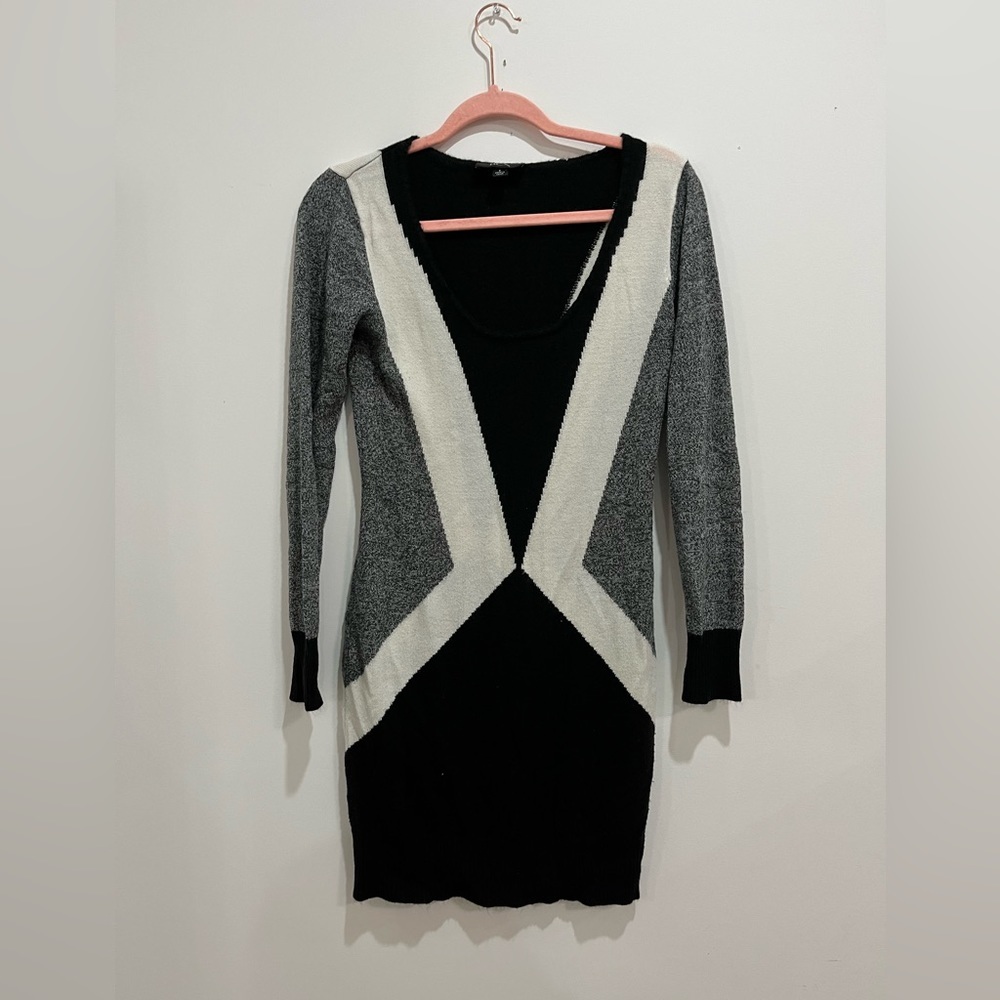 BCX - soft knit sweater - size small